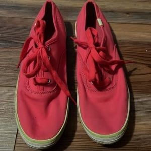 Size 4 hot pink Keds
